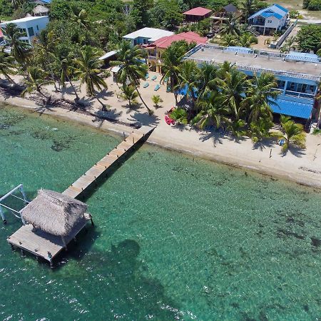 Parrot Cove Lodge Hopkins Bagian luar foto