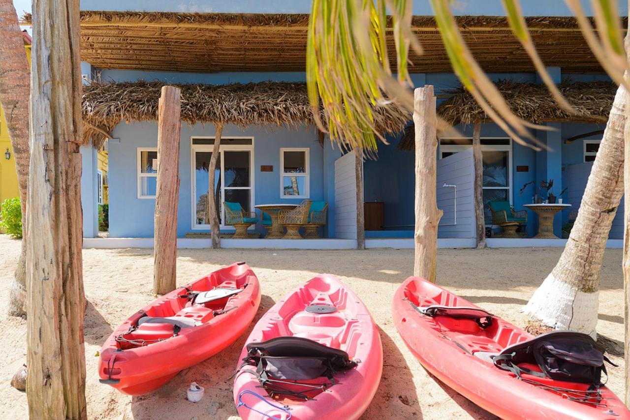 Parrot Cove Lodge Hopkins Bagian luar foto